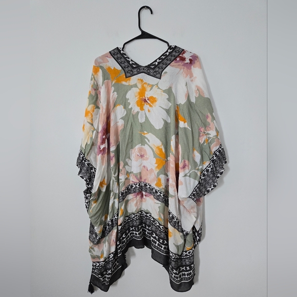 NWT Vince Camuto Washy Blooms Crincle Topper - Picture 4 of 6